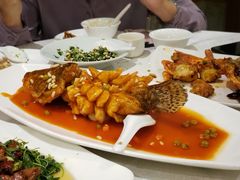 -新镇江酒家(南京西路店)