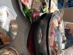 -围炉肉舍•炭烤活鳗•丹东海鲜烤肉(步行街店)