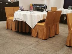 -五谷芳乳鸽王(海景店)