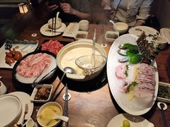脆皮乳鸽-揽季锅物会.福建黄鱼.海鲜姿造(五四路店)