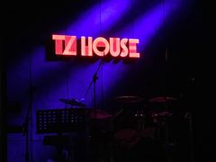 -TZ House音乐现场(茅台店)