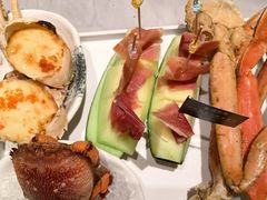 -雍容荟帝王蟹活龙虾展台自助(IFS黑金店)