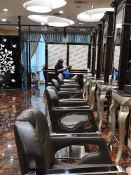 -八佰伴8008星级形象店