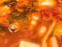 -尚尚仙·酸汤猪手·猪肚鸡火锅(华联万柳购物中心店)