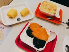 芒果白雪黑糯米甜甜-满记甜品(无锡八佰伴店)