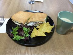 -HELLO 27 意面·沙拉·帕尼尼