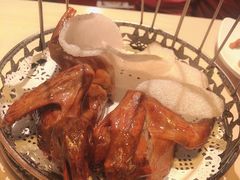 招牌乳鸽皇-避风塘(宝山万达店)