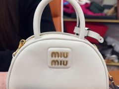 -聚云奢二手奢侈品黄金手表包包回收·中古店(三里屯总店)