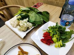 -小鳌陪你小排档·四季小龙虾·田鸡·宵夜(中央第五街店)