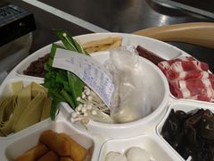 -鸡遇虾煲干锅火锅(小寨金莎店)