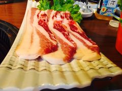 -豚豚猪村烤肉·韩国烤肉(总店)