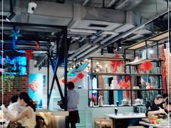 大堂-钢管厂五区小郡肝串串香火锅(人民广场店)
