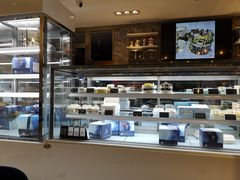 面包甜点陈列柜-佩家私房烘焙(宝龙店)