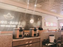 -黄记煌三汁焖锅(新佳丽江汉路店)