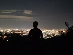-鬼笑石后山停车场
