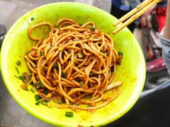 精致热干面-三镇民生甜食馆(胜利街总店)