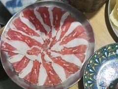 -洱火云南酸菜牛肉火锅(石景山当代商城店)