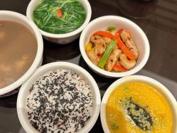 -巍阁月子中心(国贸店)