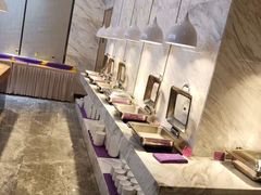 自助取餐区-茅庐川菜