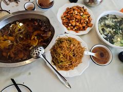 -鑫巴蜀小镇 · 水煮鱼专研店(玉桥店)