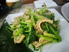 -壹条龙饭庄台基厂店