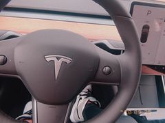 -TESLA 特斯拉(上海太古汇体验店)
