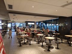 大堂-肯德基(叠彩店)