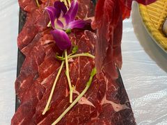 -鲜入围煮花胶鸡海鲜火锅