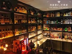 -OX BAR 拉培耶小镇(大连老街店)
