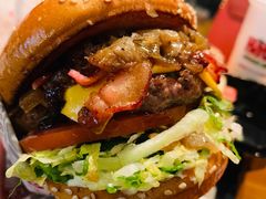 -The Habit Burger Grill 哈比特汉堡(复兴soho店)