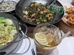 -费大厨辣椒炒肉(高铁吾悦广场店)