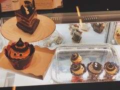 万圣节纸杯蛋糕-卷心卷意·轻甜蛋糕(新光天地店)