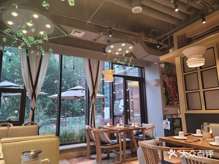 鸣记脆皮烤鱼(铁西店)图片