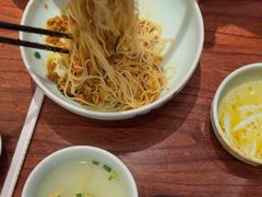 -裕兴记•蟹黄面馆(人民广场店)