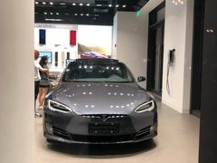 -TESLA 特斯拉(上海太古汇体验店)