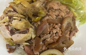 Pig's Feet with White-Cut Chicken