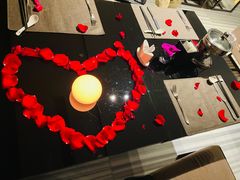 -唐拉雅秀酒店-西锦汇空中BBQ·思创餐厅