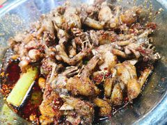 香辣美蛙-辣盆盆麻辣小龙虾(哈尔滨总店)