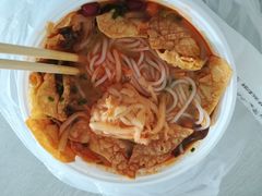 -丽丽三鲜螺蛳粉(田林路店)