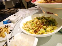 炝炒圆白菜粉丝-旺顺阁鱼头泡饼(常营店)