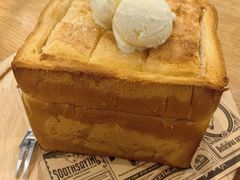 珍宝蜂蜜厚多士-去茶去餐厅(中央大街店)