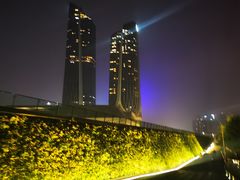 -南京眼步行桥