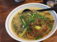老坛酸菜牛肉面-秦园陕西手工面馆(番禺节能科技园店)