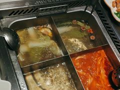 -海底捞火锅(长宁路龙之梦店)