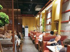 -牛村来人潮汕牛肉火锅(西单店)