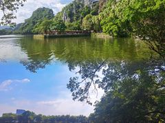 -星湖旅游景区七星岩