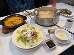 -肥仔文澳门猪骨煲(南京西路店)