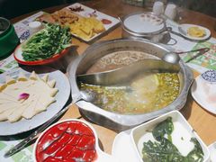 -7号院街鲜鱼府·涮烤一体(酒城华府总店)
