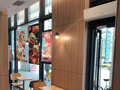 用餐区-汉堡王(华发中央公园店)