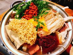 部队火锅-富乐满韩国正宗炸鸡韩国料理(虹泉路店)